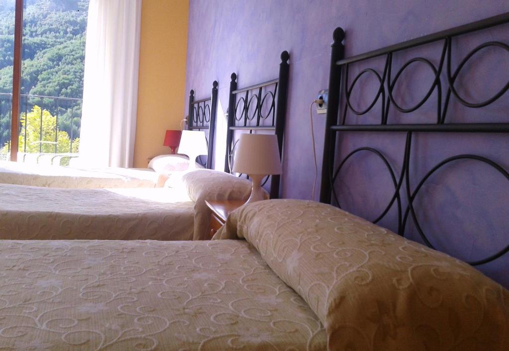 Hotel Restaurante Vinas Viejas Fuentes de Ayodar Phòng bức ảnh